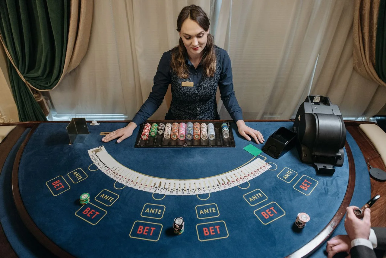 Tìm hiểu luật chơi và cách quản lý vốn Casino